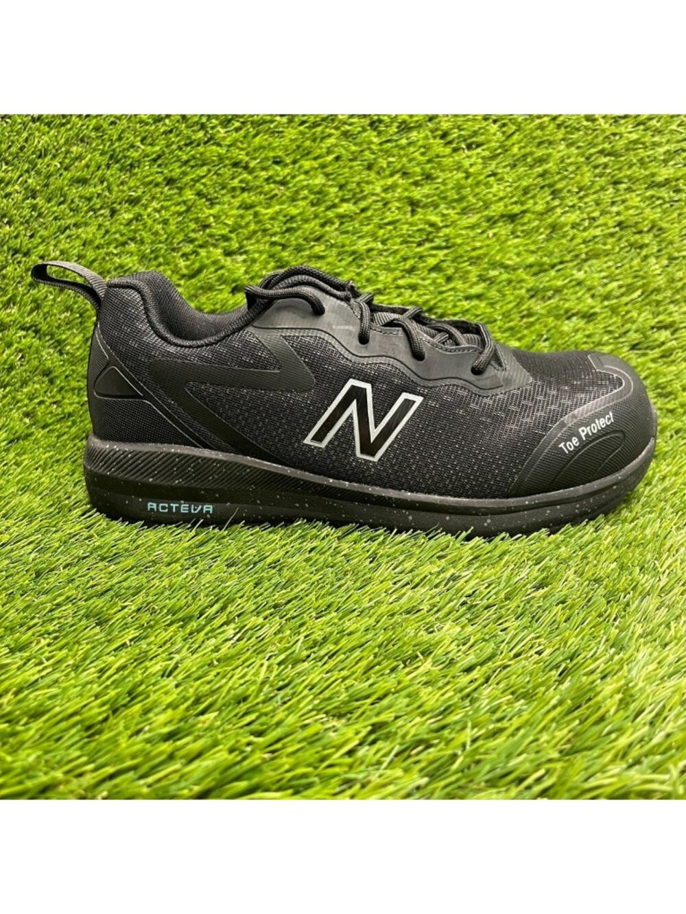 New Balance Logic Womens Size 8D Black Blue Composite Toe Safety Work Shoes
